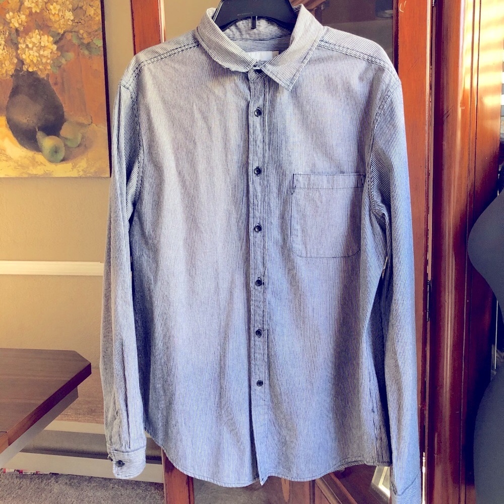 Men’s Striped Button-down L - Picture 2 of 8